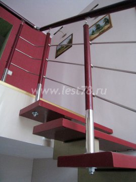 Красная лестница на косоуре 05-07