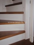 Лестница из ясеня окраска в два цвета 03-15