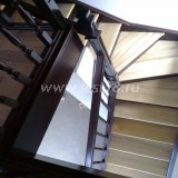 Двухцветная лестница из ясеня и ольхи 03-06