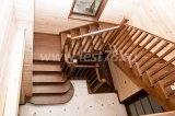 Дубовая лестница для загородного дома 01-08