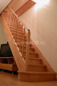 Одномаршевая прямая лестница 06-04